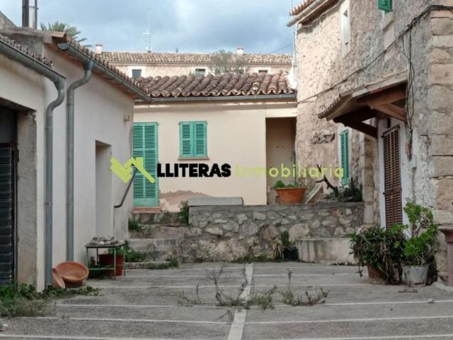 Casa en venta en Selva, Nucleo urbano 61