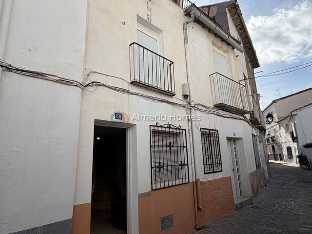 Casa en venta en Serón, Almería
