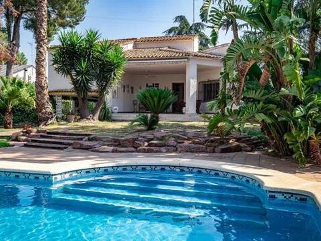 Casa en Venta en Serra