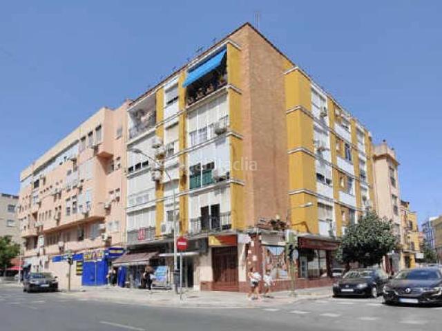 Casa en venta en Sevilla, Cruz Roja. Casas.