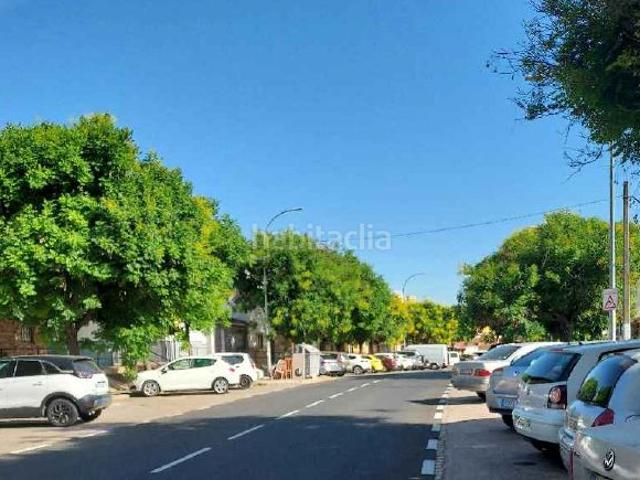 Casa en venta en Sevilla, Amate. Casas.