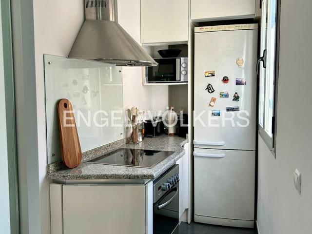 Casa en venta en Sevilla, Feria. Casa singular con garaje y terraza privada en el corazón del centro histórico de Sevilla. Casas.
