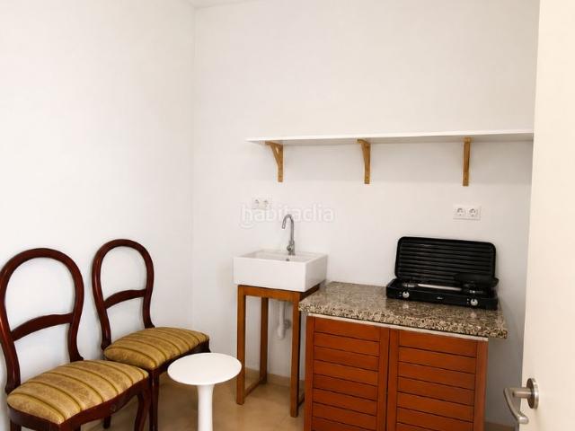 Casa en venta en Sevilla, La Plata. SE VENDE CASA EN LA ZONA DE LA PLATA, JUNTO A INGENIERO DE LA CIERVA, GRAN OPORTUNIDAD DE INVERSIÓN. Casas.