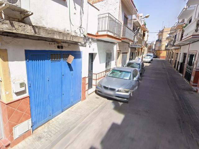 Casa en venta en Sevilla, Palmete. Casas.