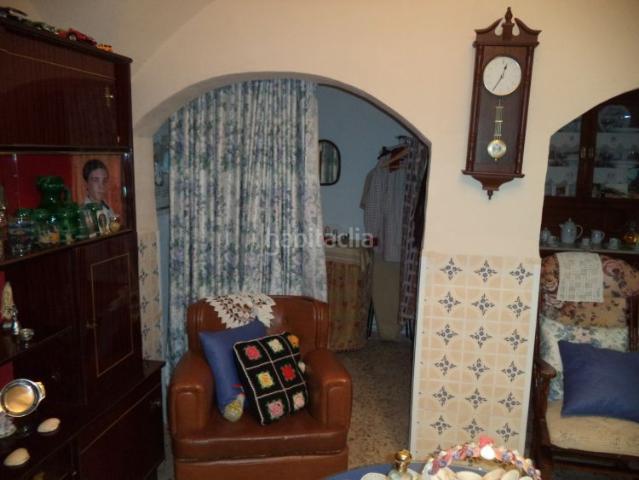 Casa en venta en Sierra de Fuentes. Casa con patio de 20 metros en Sierra de Fuentes. Casas Sierra de.