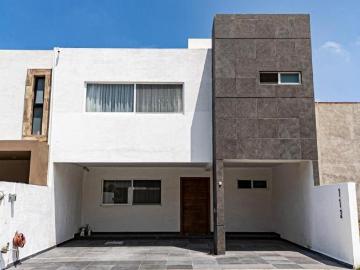 Casa en venta en Sierra Nogal 2da sección