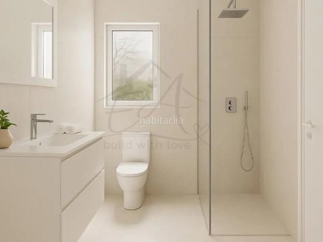 Casa en venta en Sils. CASA OBRA NUEVA EN GIRONA + TERRENO. Casas.
