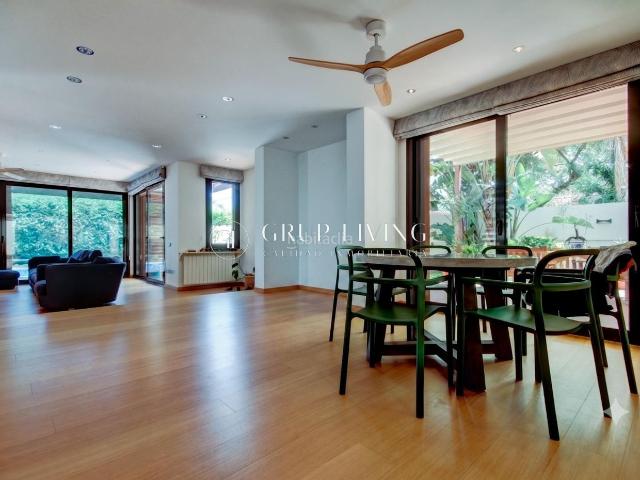 Casa en venta en Sitges, Vallpineda Santa Bàrbara Costa Dorada. EXCLUSIVIDAD, LUZ Y CALIDAD DE VIDA A UN PASO DEL CENTRO DE SITGES. Casas.