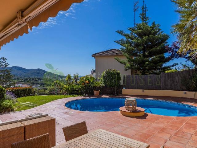 Casa en venta en Sitges, Vallpineda Santa Bàrbara Costa Dorada. VILLA FAMILIAR EN VALLPINEDA. Casas.