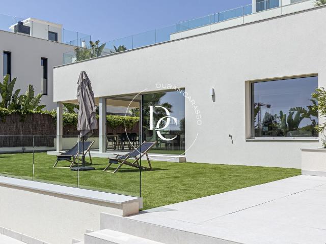 Casa en venta en Sitges, Can Pei Costa Dorada. Casa de lujo de 561 m2 con piscina y vistas en venta en La Plana, Sitges. Casas.