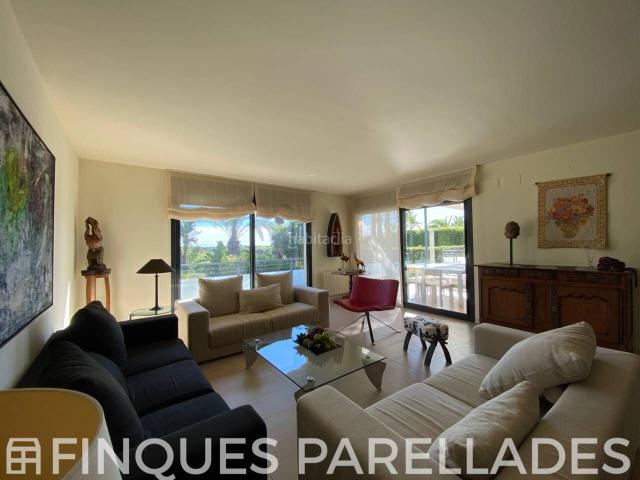 Casa en venta en Sitges, Can Pei Costa Dorada. Exclusiva villa independiente con piscina en Can Girona, una de las urbanizaciones más prestigiosas de Sitges. Casas.