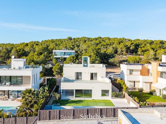 Casa en venta en Sitges, La Plana Costa Dorada. Espectacular villa nueva de lujo con 4 dormitorios en La Plana, Sitges. Casas.