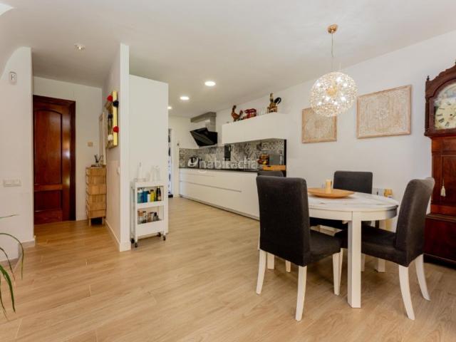 Casa en venta en Sitges, Les Botigues de Sitges Costa Dorada. EXCLUSIVA CASA CON JARDIN. Casas.