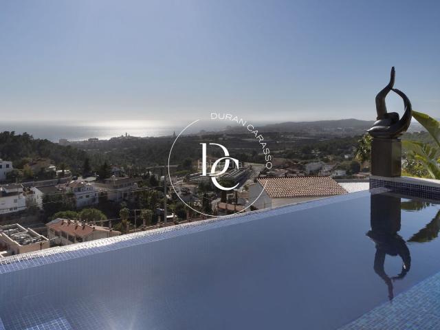 Casa en venta en Sitges, Levantina Montgavina Quintmar Costa Dorada. Casa de lujo de 393 m2 con piscina y vistas en venta en Quint Mar, Sitges. Casas.