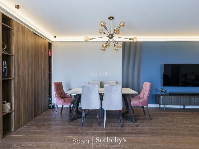 Casa en venta en Sitges, Levantina Montgavina Quintmar Costa Dorada. Villa impecable con increíbles vistas al mar y piscina privada en Levantina. Casas.