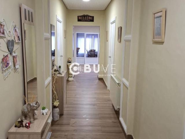 Casa en venta en Socuéllamos. CASA TOTALMENTE REFORMADA EN Socuéllamos AMPLITUD, CONFORT Y LISTA PARA ENTRAR A VIVIR. Casas.