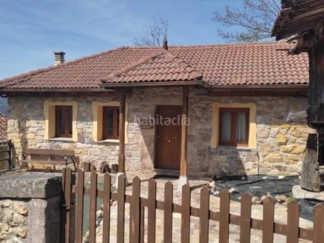Casa en venta en Somiedo. Sumérgete en la naturaleza de esta casa. Casas.