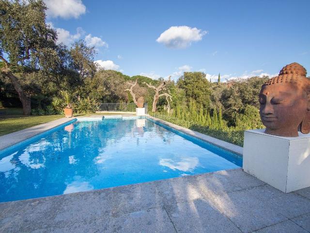 Casa en venta en Sotogrande, Sotogrande Alto. VILLA ALTOS DE VALDERRAMA. Casas.