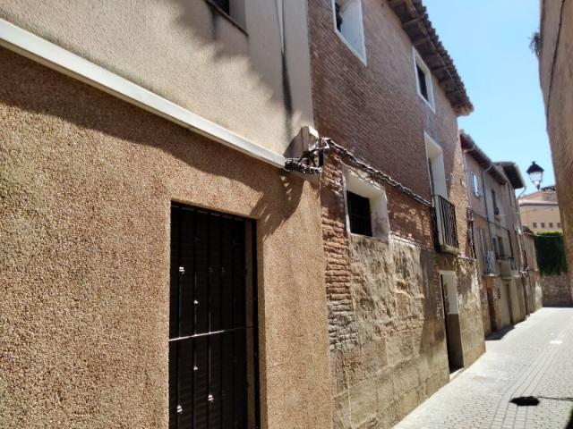 Casa en venta en Tudela, Casco viejo