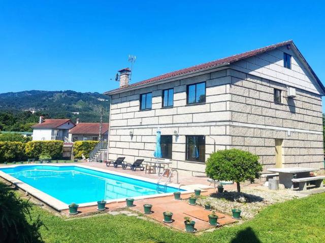 Casa en Venta en Tui