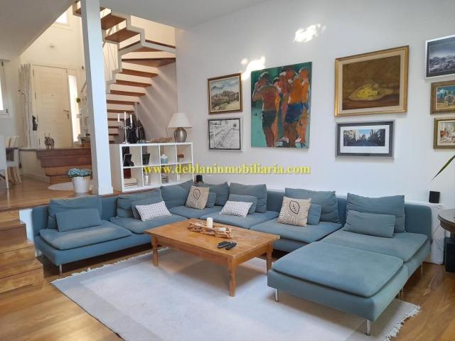 Casa en venta en Tui. Casas.