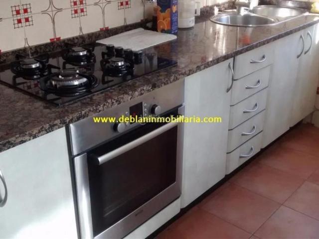 Casa en venta en Tui. Casas.