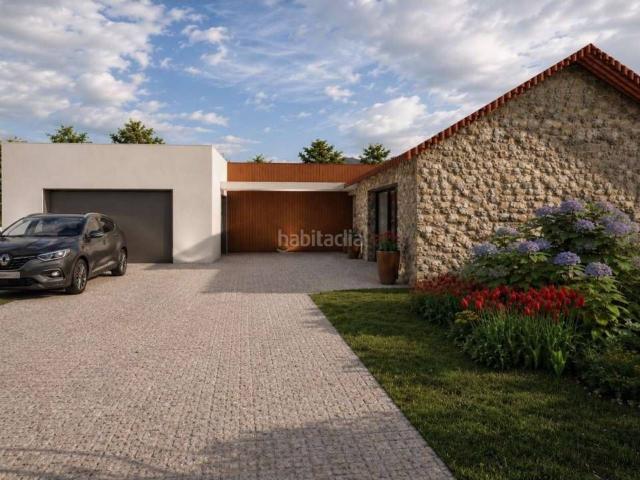 Casa en venta en Tui. Se vende casa con licencia y proyecto, a rehabilitar, en Ribadelouro, Tui. Casas.