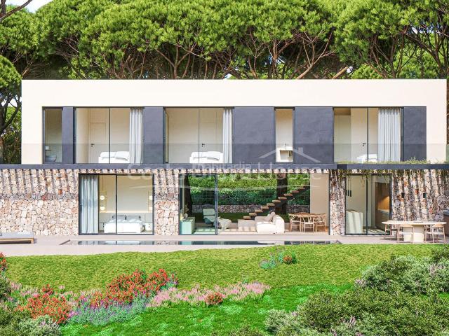 Casa en venta en Tamariu Costa Brava. Villa de lujo en venta en Aigua Xelida, Tamariu diseño moderno, piscina privada y vistas naturales. Casas.