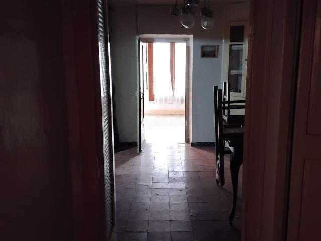 Casa en venta en Tàrrega. Casa en Tárrega con gran terreno cerca estación Renfe. Casas.