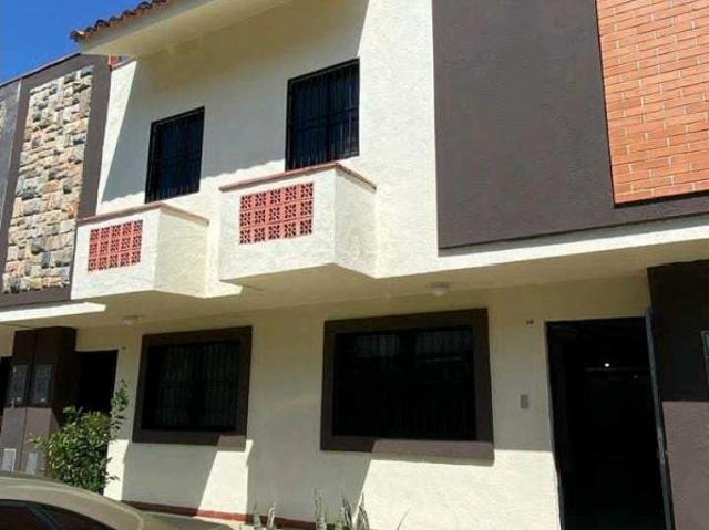 CASA EN VENTA EN TAZAJAL VILLA FLORENCIA II KS 9102275