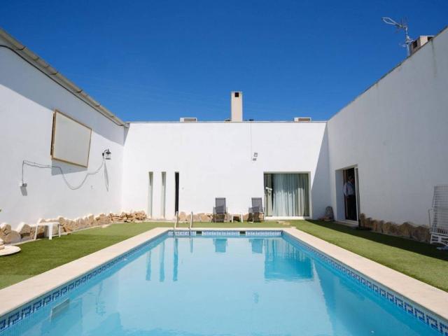 Casa en Venta en Teba