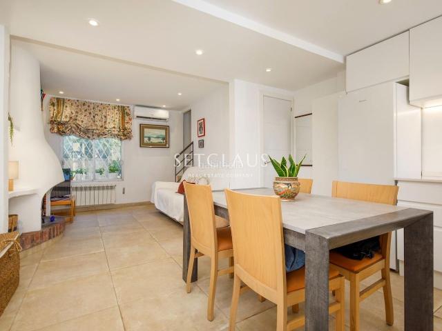 Casa en venta en Teià. Casa impecable con encanto en el corazón de Teià. Casas.