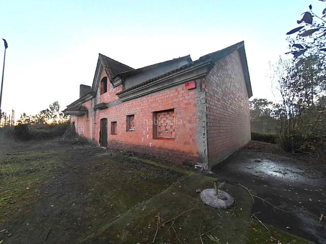 Casa en venta en Teo. Casas.