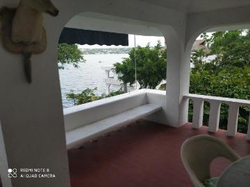 Casa en venta en Tequesquitengo Jojutla