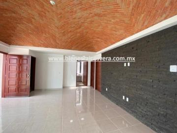 CASA EN VENTA EN TEQUISQUIAPAN BORDO BLANCO. Marga