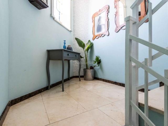 Casa en venta en Terrassa, Poble Nou. ESPECTACULAR CASA UNIFAMILIAR CON AMPLIAS TERRAZAS Y GARAJE. Casas.