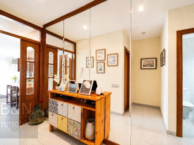 Casa en venta en Terrassa, Sant Pere Nord. Una casa donde la amplitud se vive en cada rincón. Casas.