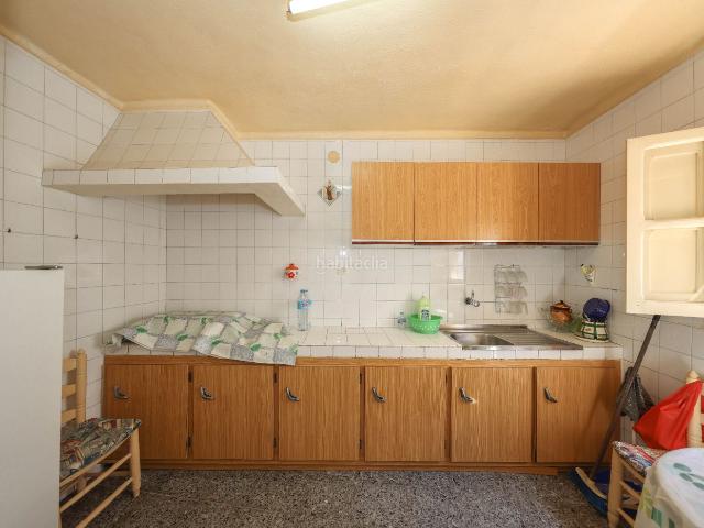 Casa en venta en Tolox. Casa de pueblo tradicional con solárium en la azotea y hermosas vistas. Casas.