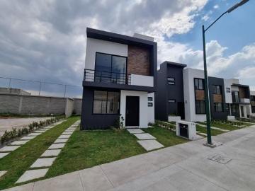 CASA EN VENTA EN TOLUCA, CERCA DE LA ZONA INDUSTRIAL AUTOMOTRIZ