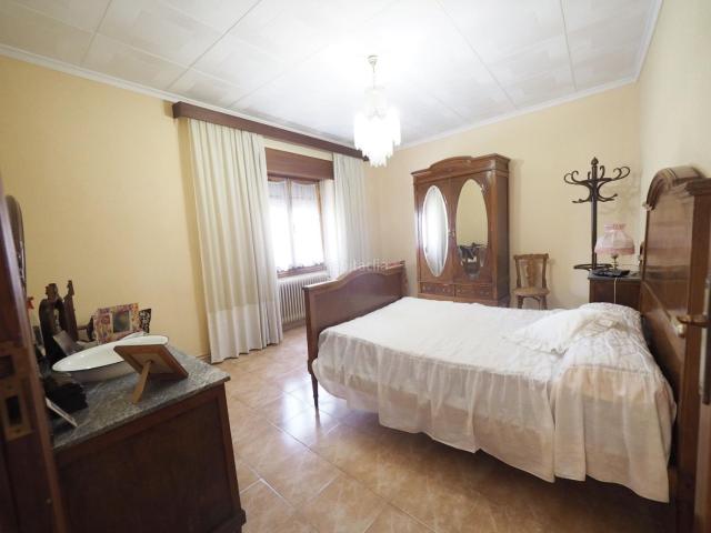 Casa en venta en Tomelloso. Amplia Casa en el Corazón de Tomelloso Oportunidad para Reformar. Casas.