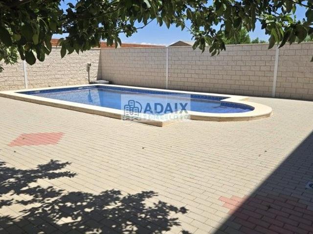 Casa en venta en Tomelloso. Casa De Lujo en Venta en Tomelloso, Ciudad Real. Casas.