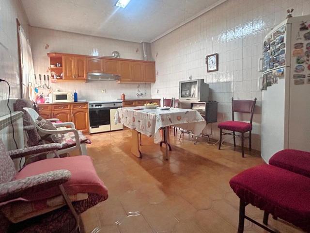 Casa en venta en Tomelloso. CASA EN PLENO CENTRO DE TOMELLOSO. Casas.