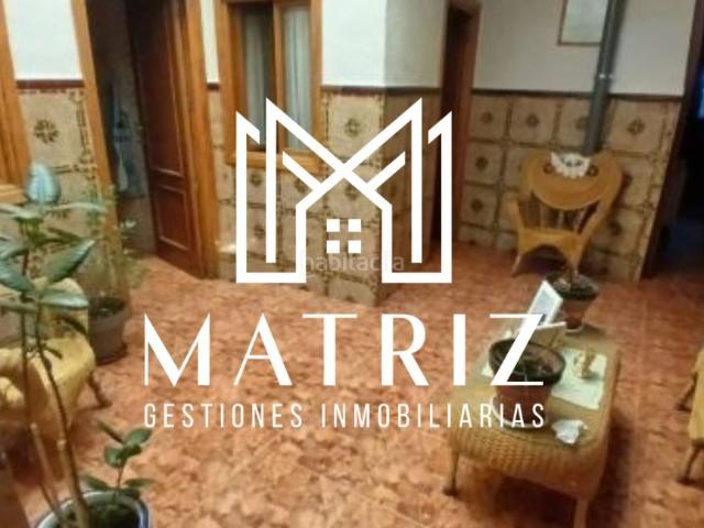 Casa en venta en Tomelloso. Exclusiva vivienda en pleno centro de Tomelloso amplitud, ubicación y confort. Casas.