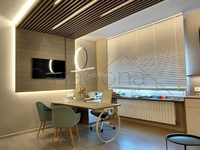 Casa en venta en Tona. TONA. CASA PAREADA ESQUINERA 222 m2, 4 HABITACIONES, 3 BAÑOS, JARDÍN, GARAJE, ESTADO EXCELENTE, BUENAS VISTAS. Casas.