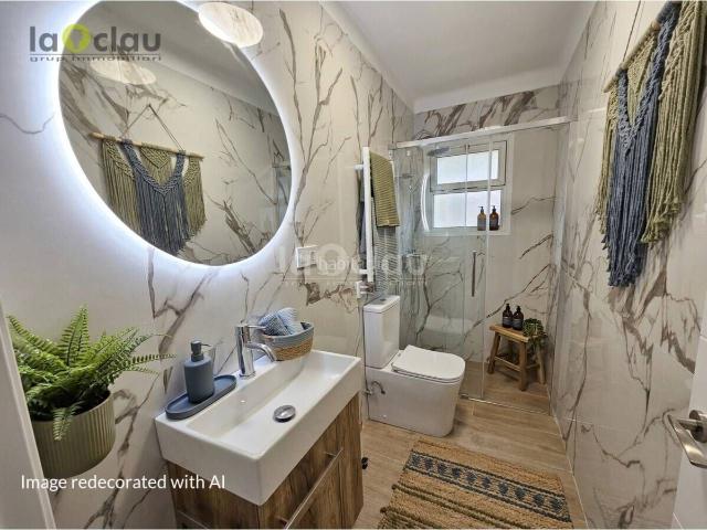 Casa en venta en Tona. Venta de Casa Unifamiliar en Tona. Casas.