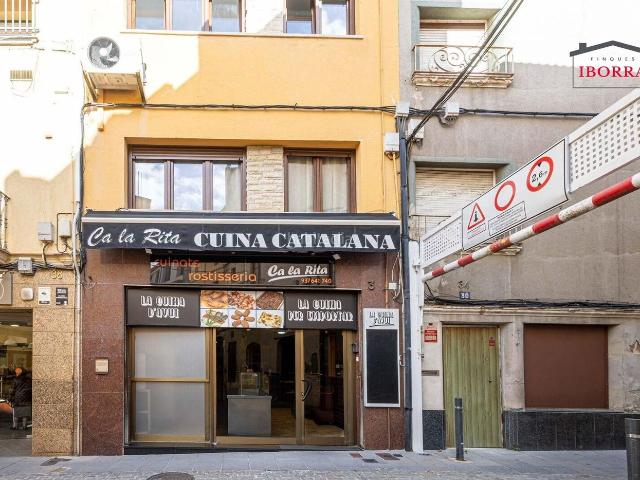 Casa en venta en Tordera, Tordera. CASA CON LOCAL COMERCIAL EN EL CENTRO DE TORDERA. Casas.