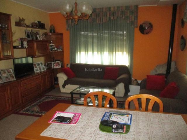 Casa en venta en Tordera, Terrabrava Tordera Parc. Bonita casa en urbanización de Tordera, con dos viviendas. Casas.