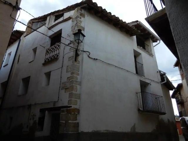 Casa en venta en Torre de Arcas Teruel
