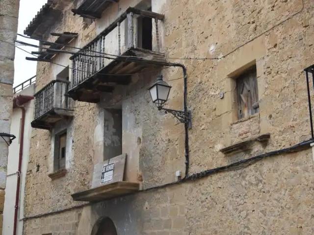 Casa en venta en Torre del Compte Teruel