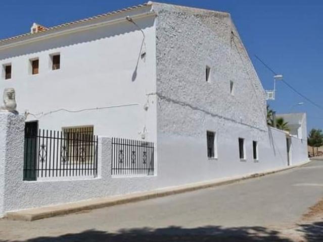 Casa en venta en Torre del Rico, Murcia